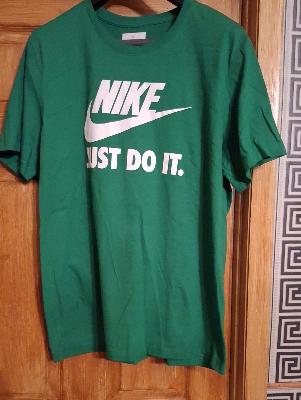 Nike Green Men's 'Just Do It.' Graphic Crew Tee